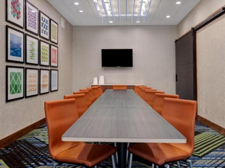 Holiday Inn Express & Suites - Detroit - Dearborn By Ihg Zewnętrze zdjęcie