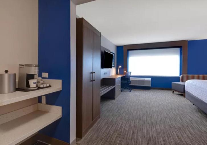 Holiday Inn Express & Suites - Detroit - Dearborn By Ihg Zewnętrze zdjęcie