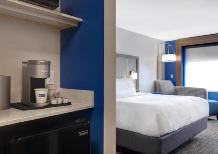 Holiday Inn Express & Suites - Detroit - Dearborn By Ihg Zewnętrze zdjęcie